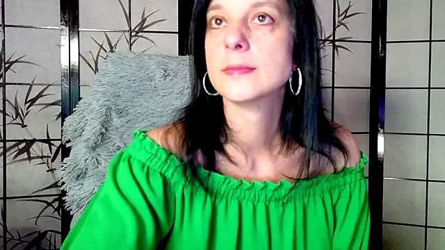 Freechat _Sweetlonglips_ on StripChat