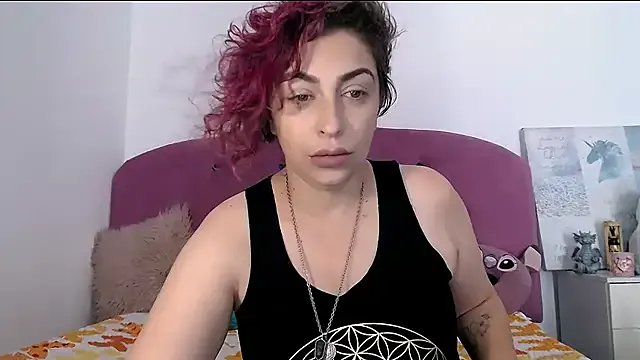 AAARUNY on StripChat