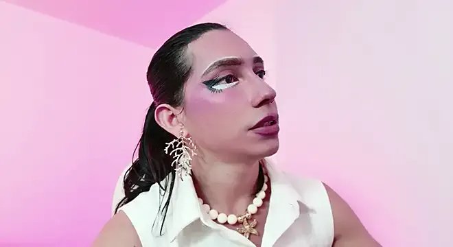 Alexadomina22
