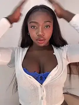 Freechat alissradiante1 on StripChat