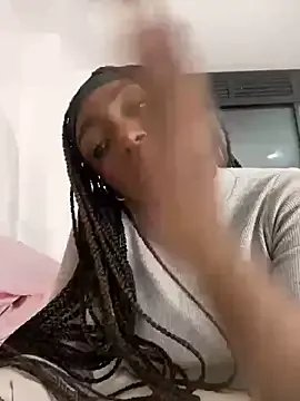 Freechat alissradiante1 on StripChat