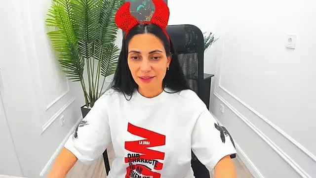 AllaYerty on StripChat 