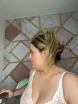 Amira_Malia
