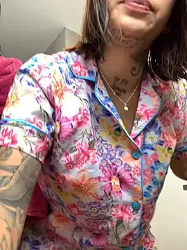 Freechat angelsofballar on StripChat