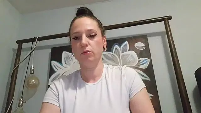 Audrey_Kira