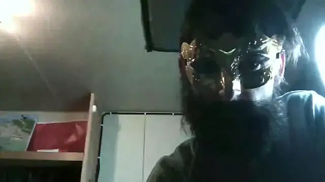 Freechat BBWorking on StripChat