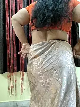 Freechat bhuvana_555 on StripChat