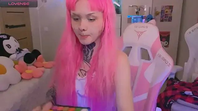 Group Britney_Lynch on StripChat