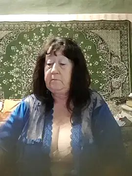 Freechat CrystalLime6411 on StripChat