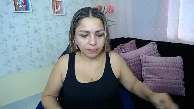 Freechat cum_bigass on StripChat