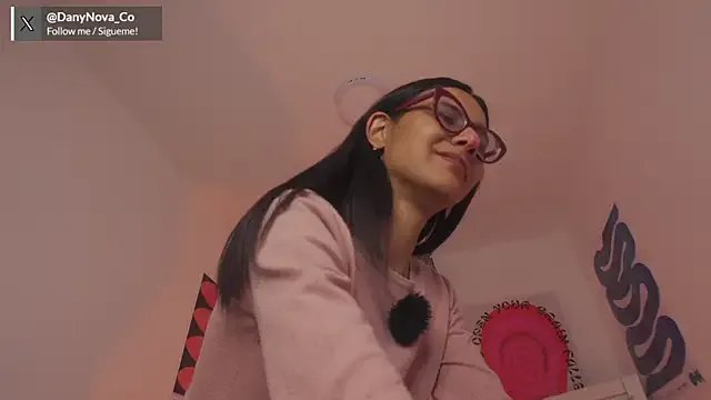 Freechat DanyNova_Co on StripChat