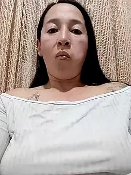 Freechat emilypoppy3 on StripChat