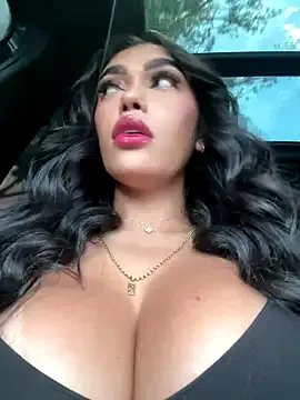emma_andrew1 on StripChat