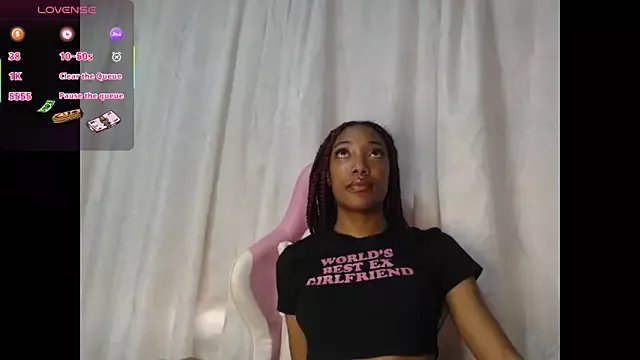 esmeralda-bk on StripChat