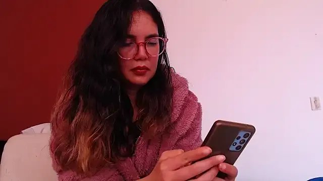 Freechat Freyja_eter on StripChat