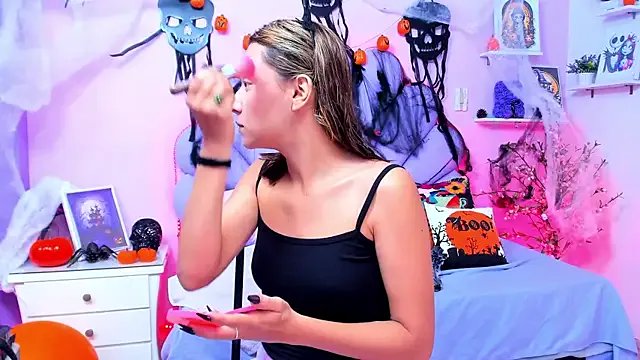 HannaPretthy on StripChat 