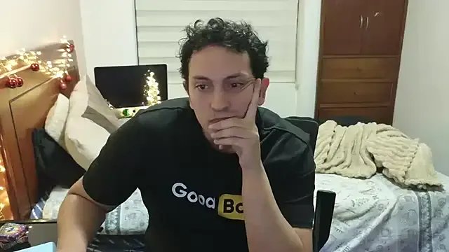 Freechat hardaftercum on StripChat