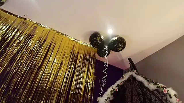 Freechat Hellen_dumont on StripChat