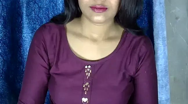 Freechat hotee_bhabi on StripChat