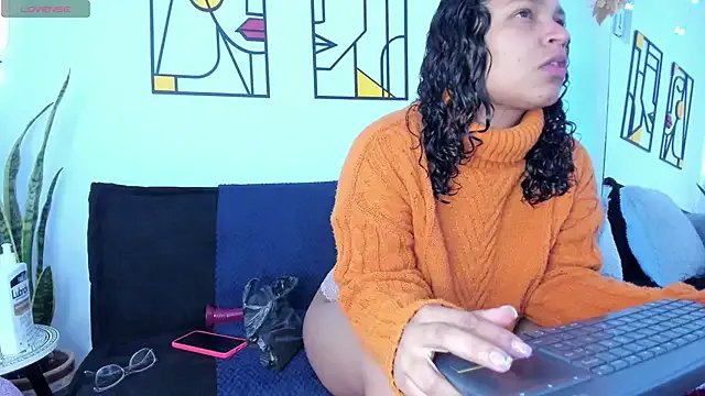 iriss_25 on StripChat