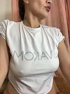 isabella_hairy