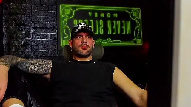 Freechat LexHardy on StripChat