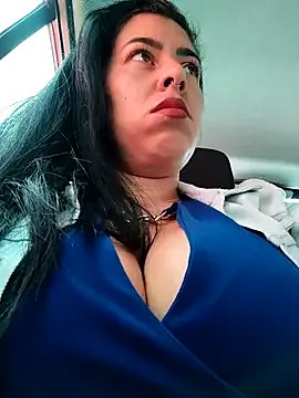Freechat Luianna on StripChat