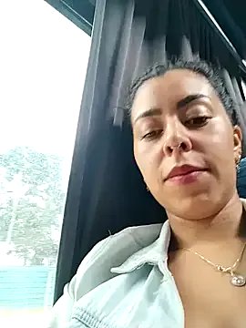 Freechat Luianna on StripChat