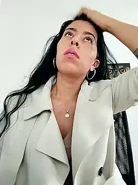 Freechat Luianna on StripChat