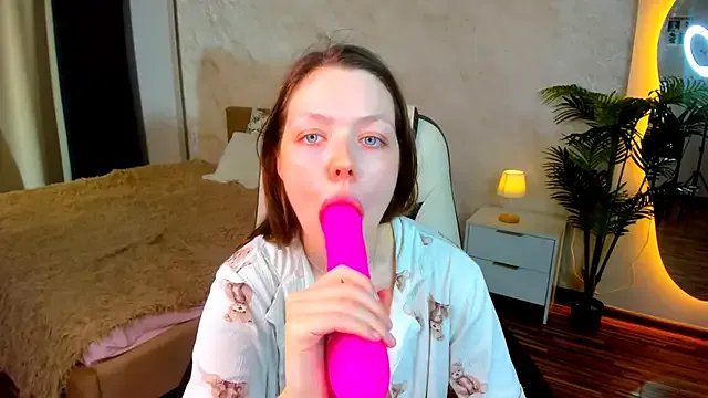 Freechat Lunar_Lily on StripChat