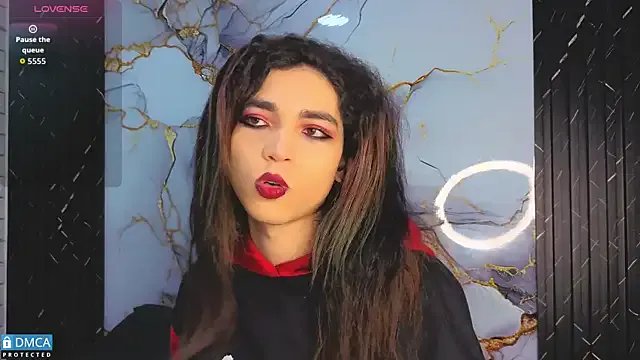 MaeveKuro