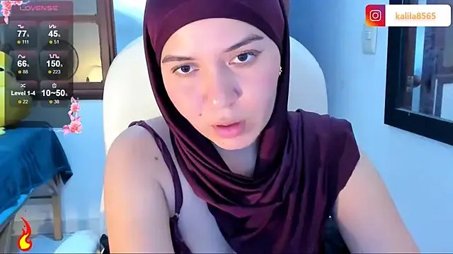 Freechat MatchedEyebrow on StripChat