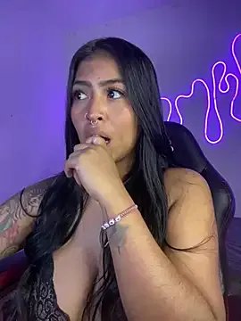 Freechat meganjames1 on StripChat