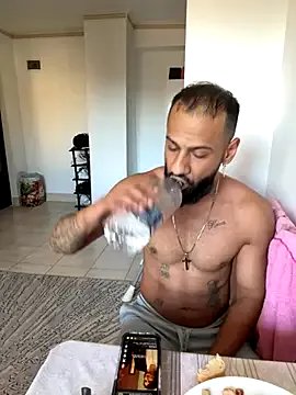 Freechat MiaKiittyy on StripChat