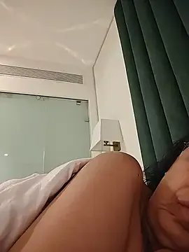 NakedMILFx