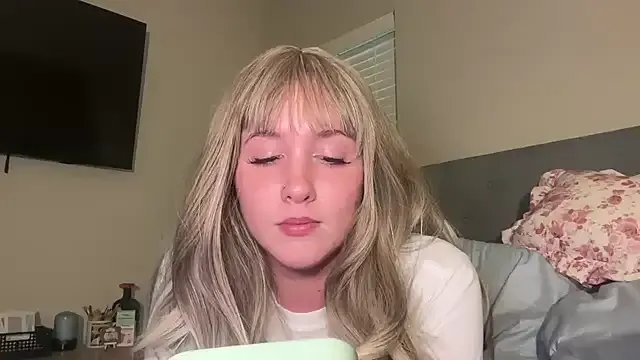 nextdoorlaur