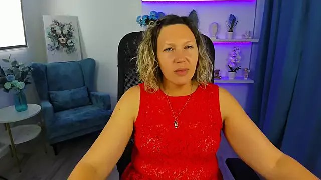 NinaStarle on StripChat