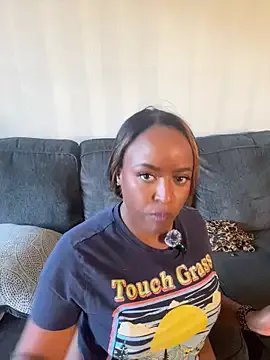 nyna_stax on StripChat