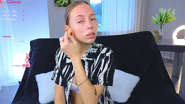 Freechat NyxaThorn on StripChat