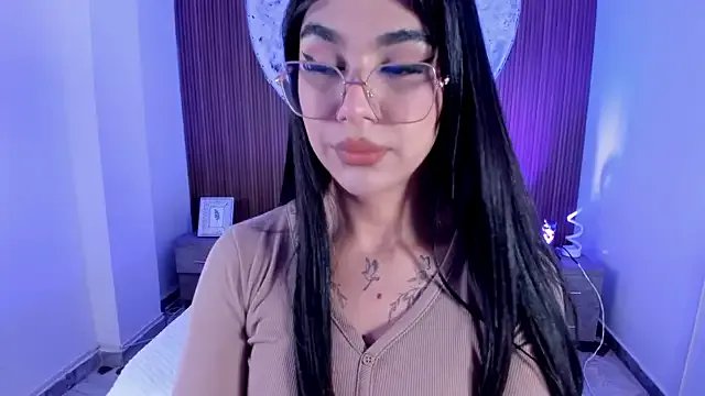 Freechat RoseCassie on StripChat