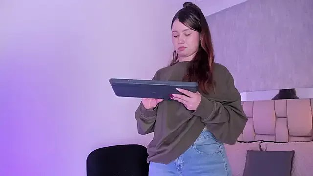Freechat Roxie-Summers11 on StripChat