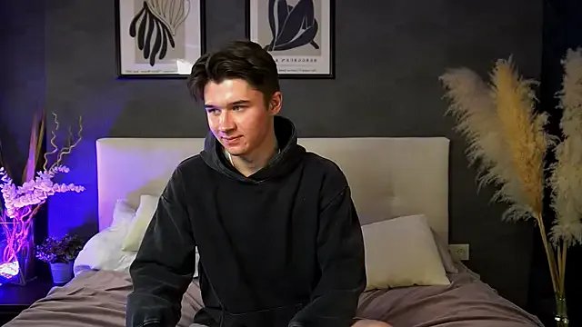 Freechat SherlockMax on StripChat