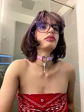 sukulaurens on StripChat 