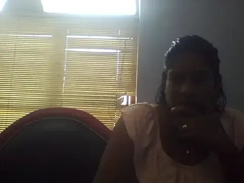 Freechat xIndianPlumx on StripChat