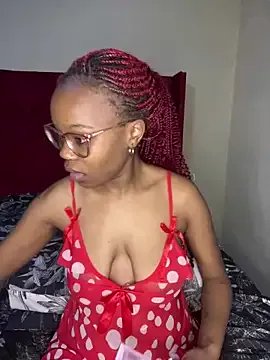 Freechat YummyMelanin117 on StripChat