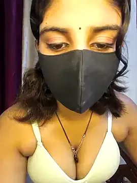 Freechat Zaayaa_2 on StripChat